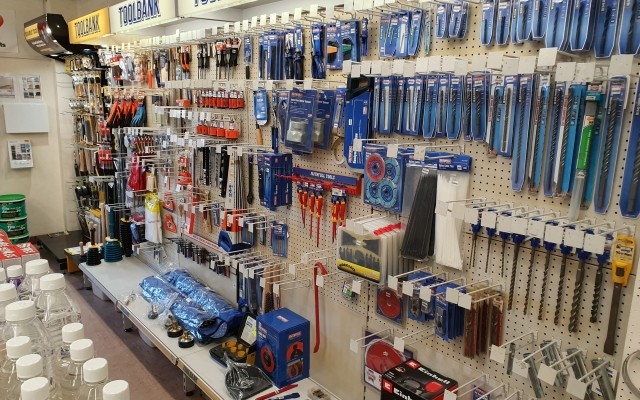 Hickman Supplies Trade Counter - Toolbank tools
