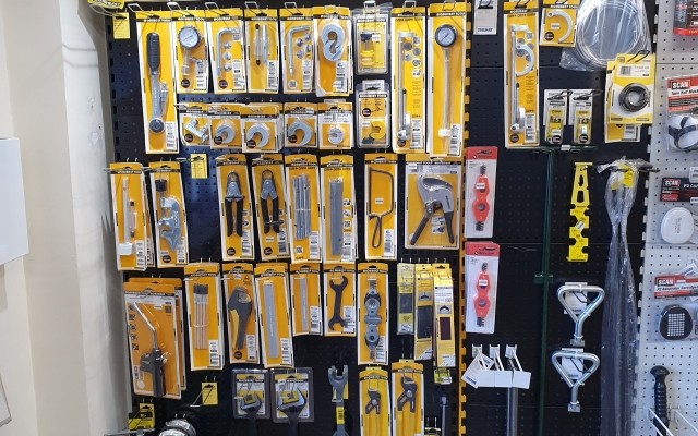 Hickman Supplies Trade Counter - Monument Tools